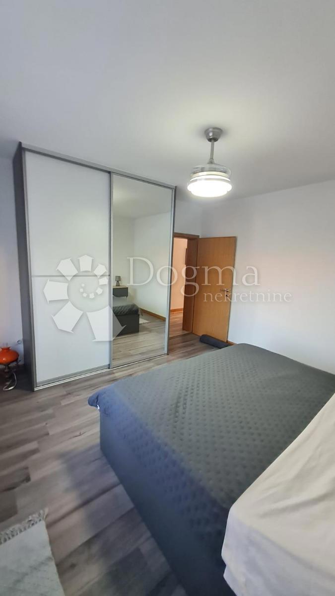 Apartmán K pronájmu - SPLITSKO-DALMATINSKA KAŠTELA