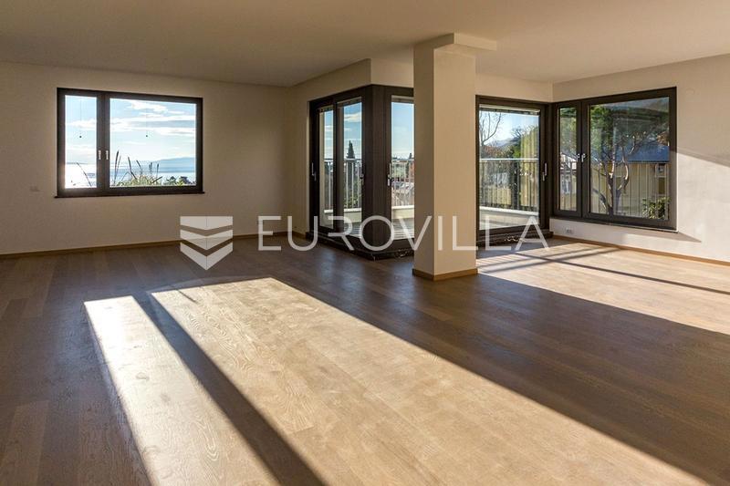 Flat For sale - PRIMORSKO-GORANSKA OPATIJA