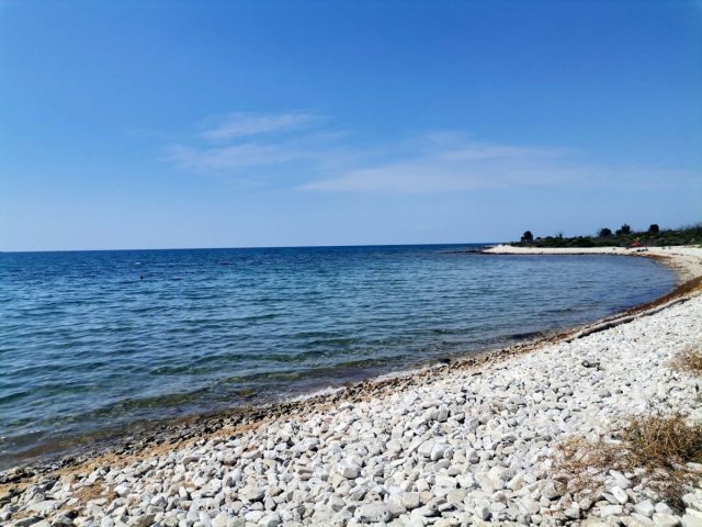 Parcela na predaj 33000 m² – Pula