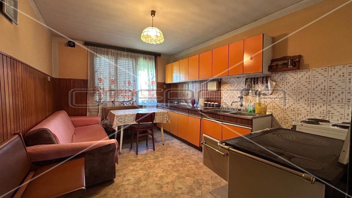 Kuća Na prodaju - KRAPINSKO-ZAGORSKA HUM NA SUTLI