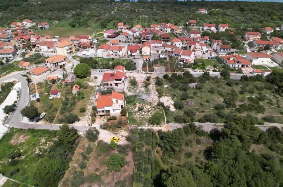 Land For sale - ŠIBENSKO-KNINSKA ŠIBENIK