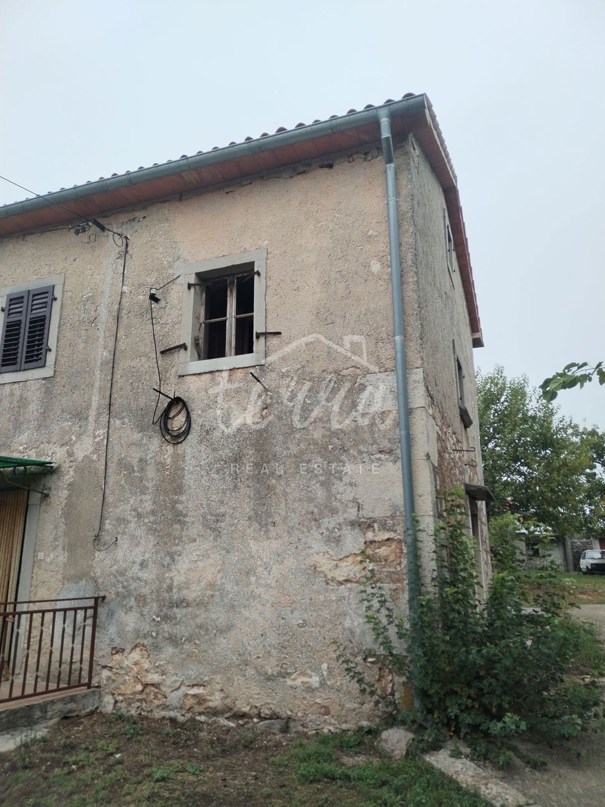 Haus Zu verkaufen - Istarska Labin - foto 2/4