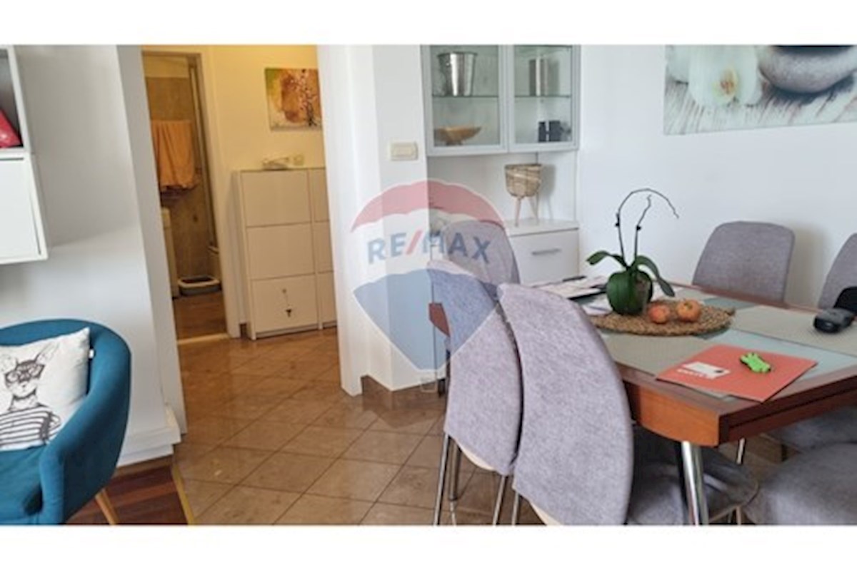 Appartement À louer - SPLITSKO-DALMATINSKA SPLIT