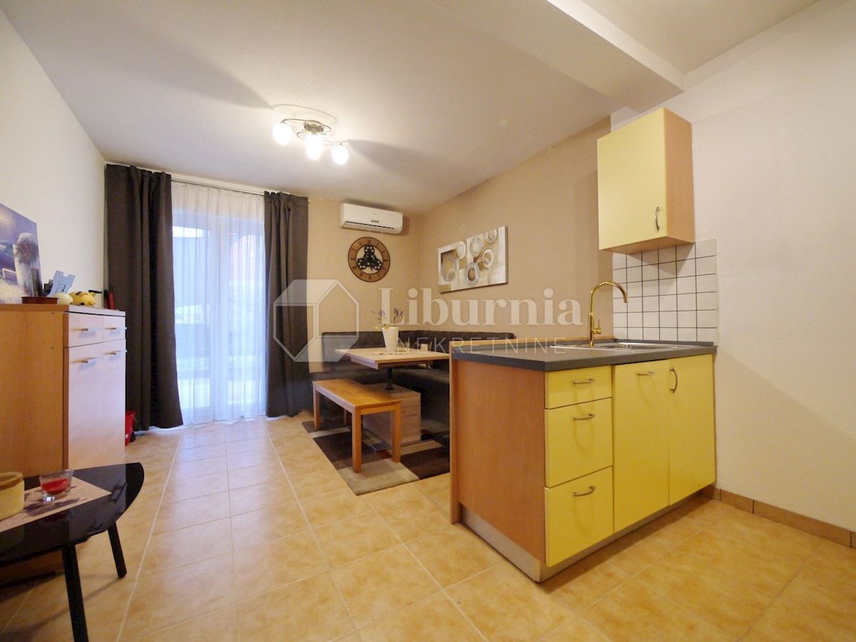 Appartement À vendre - PRIMORSKO-GORANSKA KRK