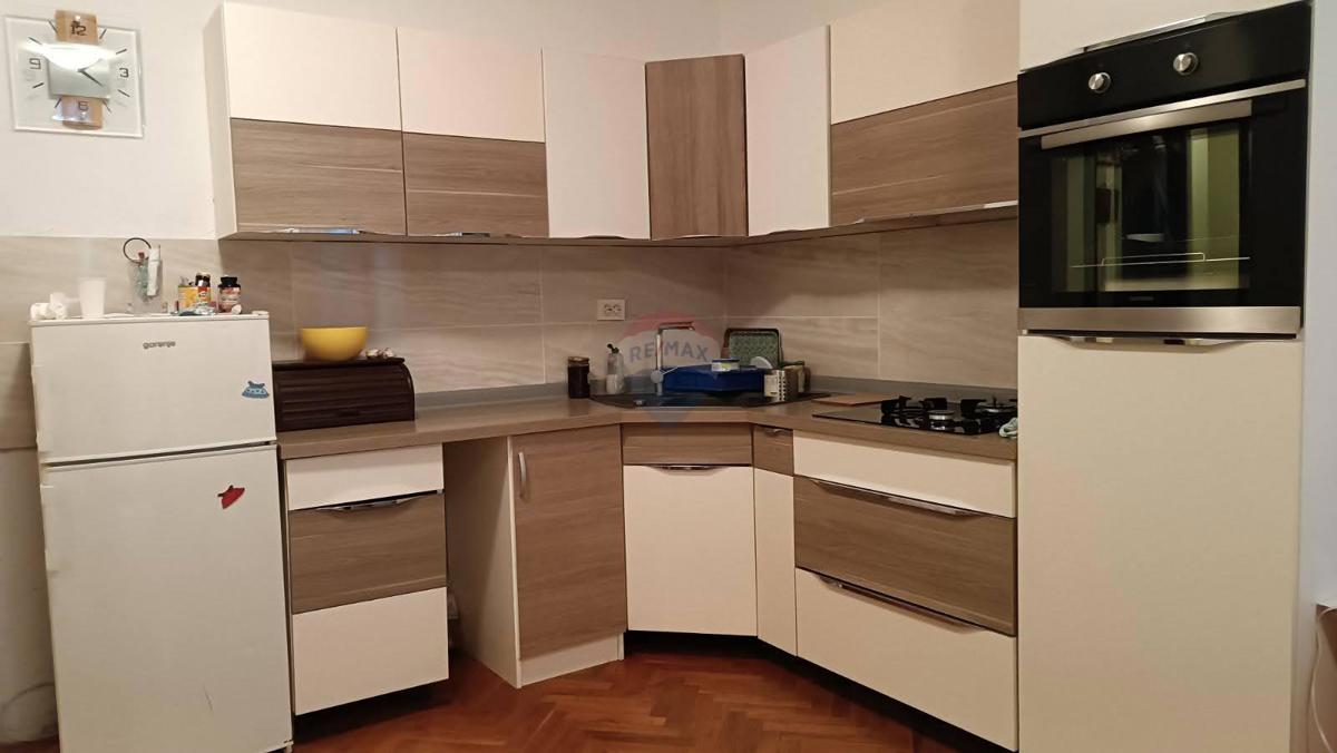 Apartma Za najem - KARLOVAČKA OGULIN