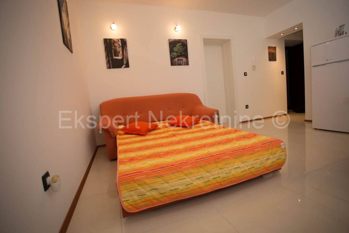 Flat For rent - SPLITSKO-DALMATINSKA SPLIT