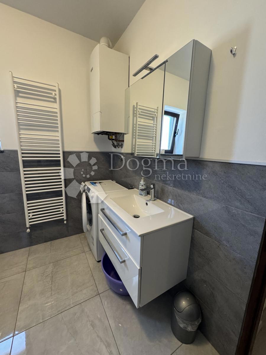 Appartement À louer - PRIMORSKO-GORANSKA RIJEKA