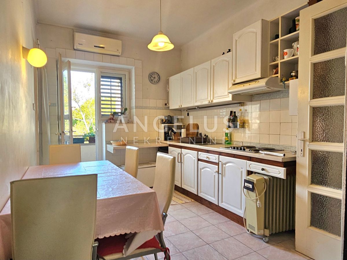 Appartement À louer - SPLITSKO-DALMATINSKA SPLIT