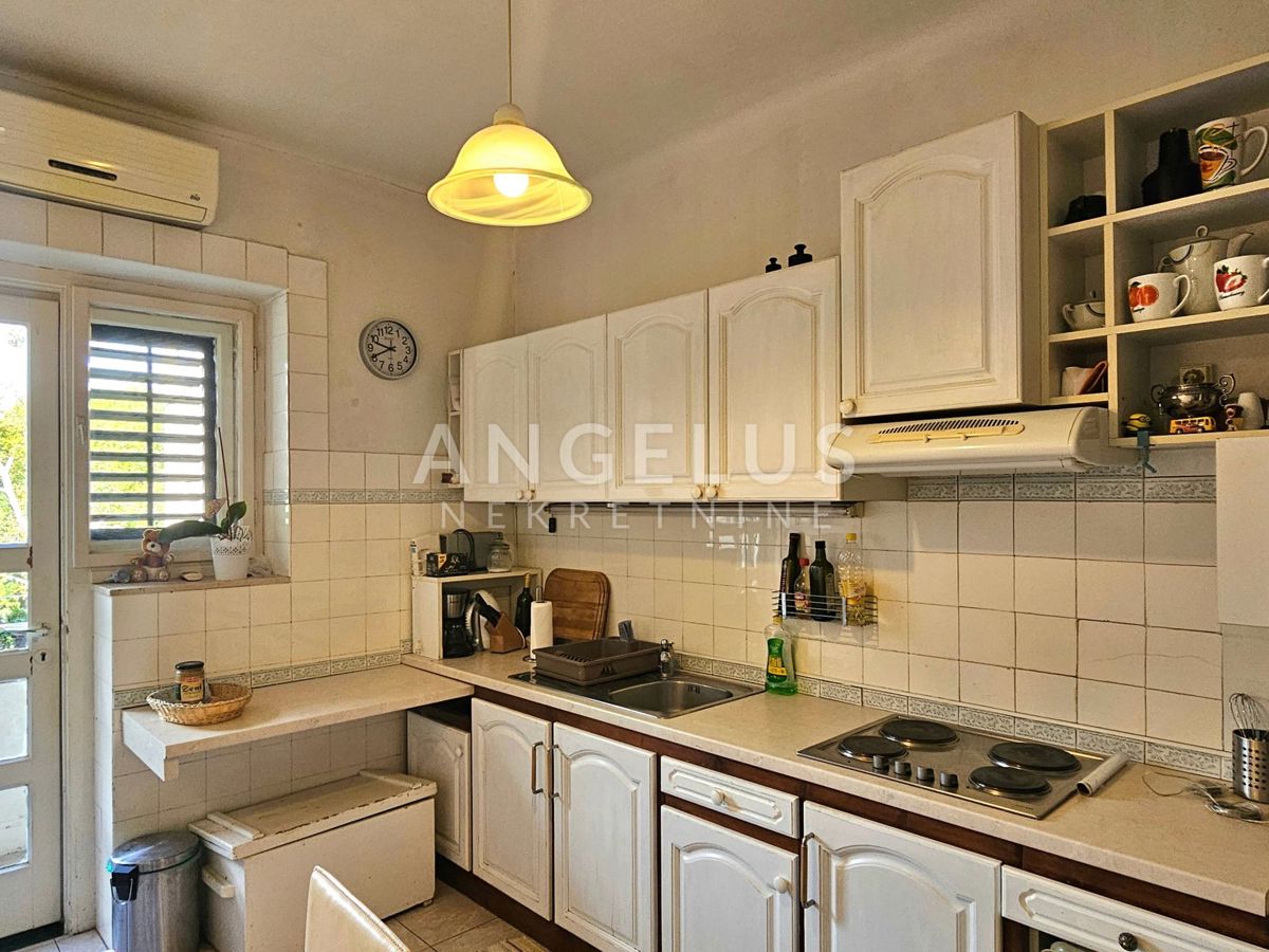 Appartement À louer - SPLITSKO-DALMATINSKA SPLIT