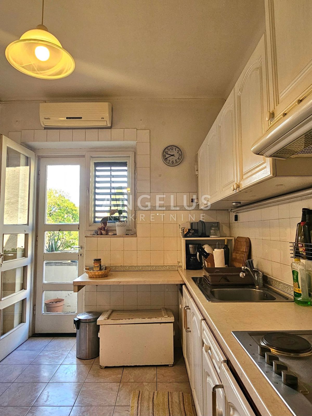 Appartement À louer - SPLITSKO-DALMATINSKA SPLIT