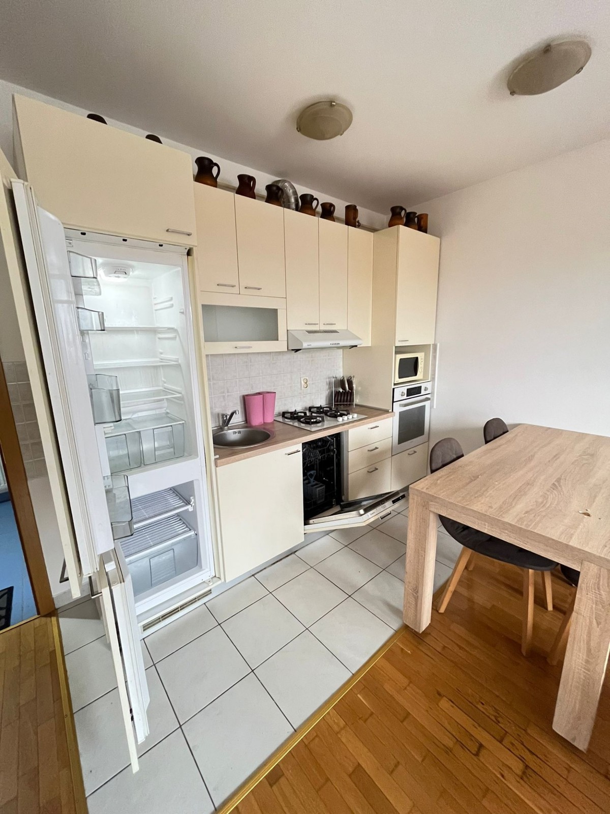 Appartement À vendre - OSJEČKO-BARANJSKA OSIJEK