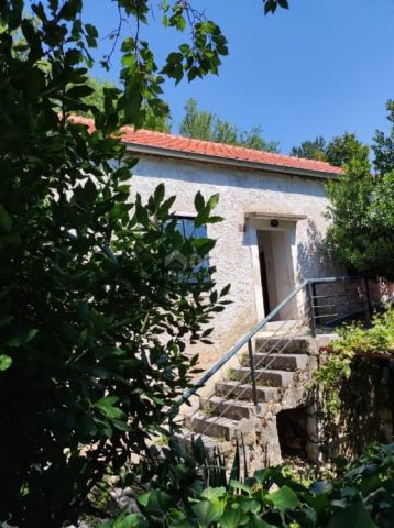 Hiša na predaj 90 m² – Bribir