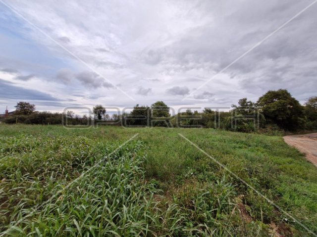 Grundstück zu verkaufen 1699 m² – Ližnjan