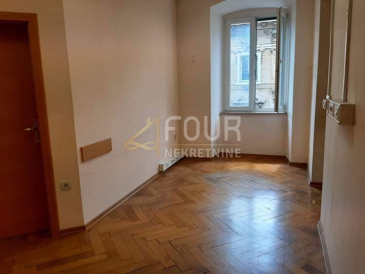 Appartement À louer - Primorsko-goranska Rijeka - foto 1/4