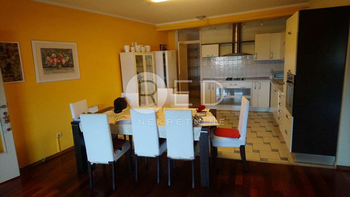 Apartma Za najem