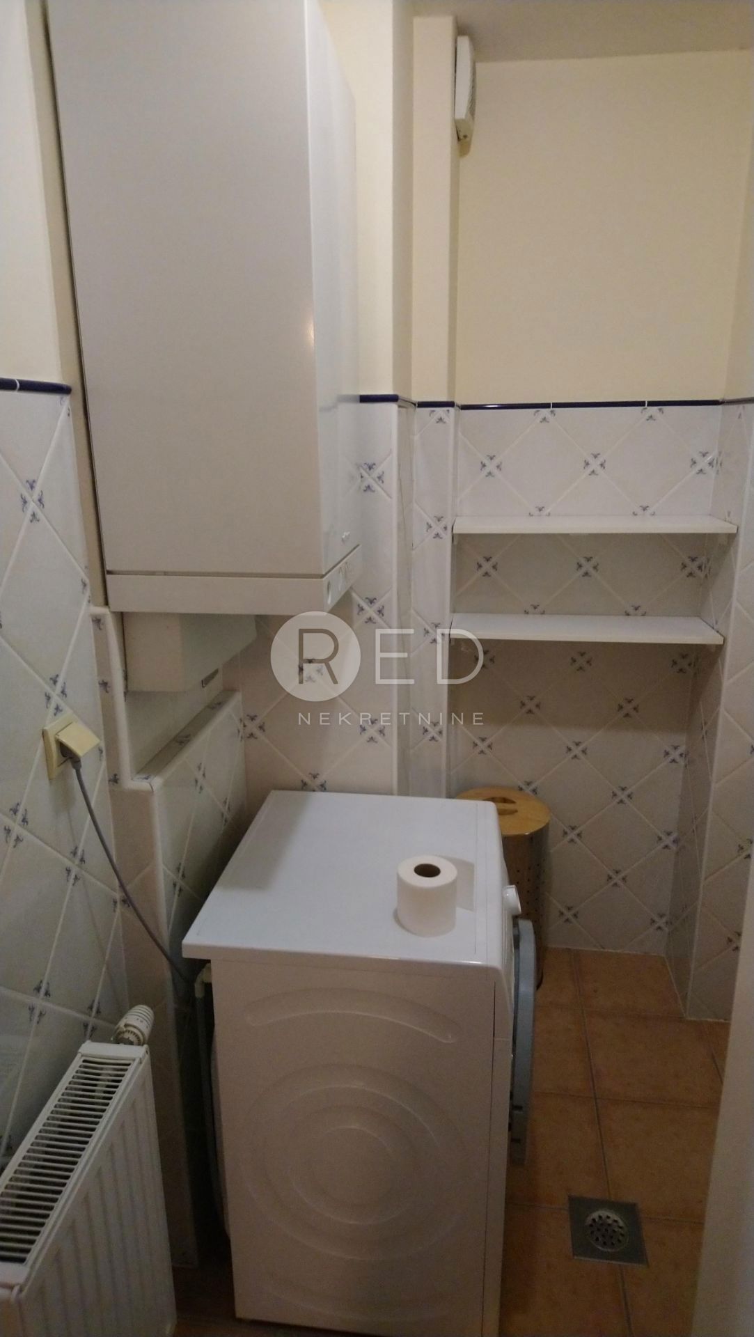 Apartma Za najem - OSJEČKO-BARANJSKA OSIJEK