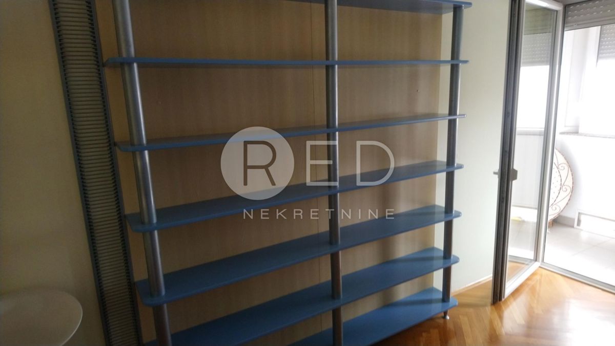 Apartma Za najem - OSJEČKO-BARANJSKA OSIJEK