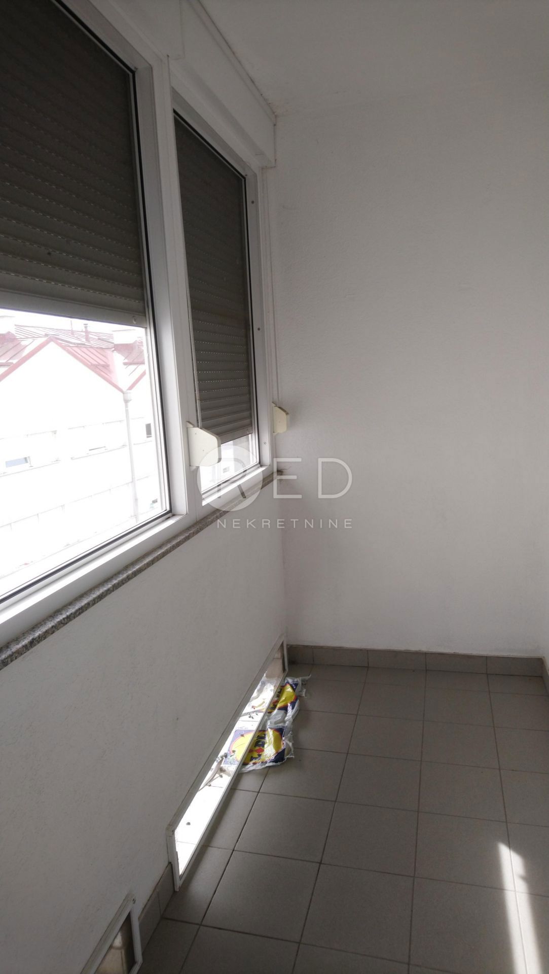 Apartma Za najem - OSJEČKO-BARANJSKA OSIJEK
