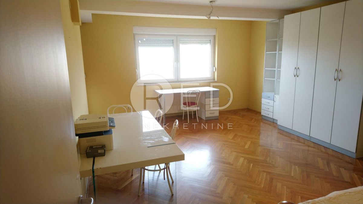 Apartma Za najem - OSJEČKO-BARANJSKA OSIJEK
