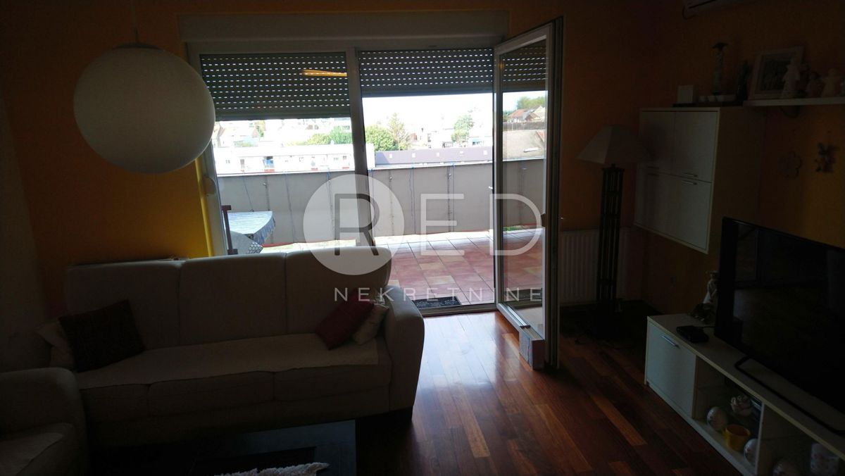 Apartma Za najem - OSJEČKO-BARANJSKA OSIJEK