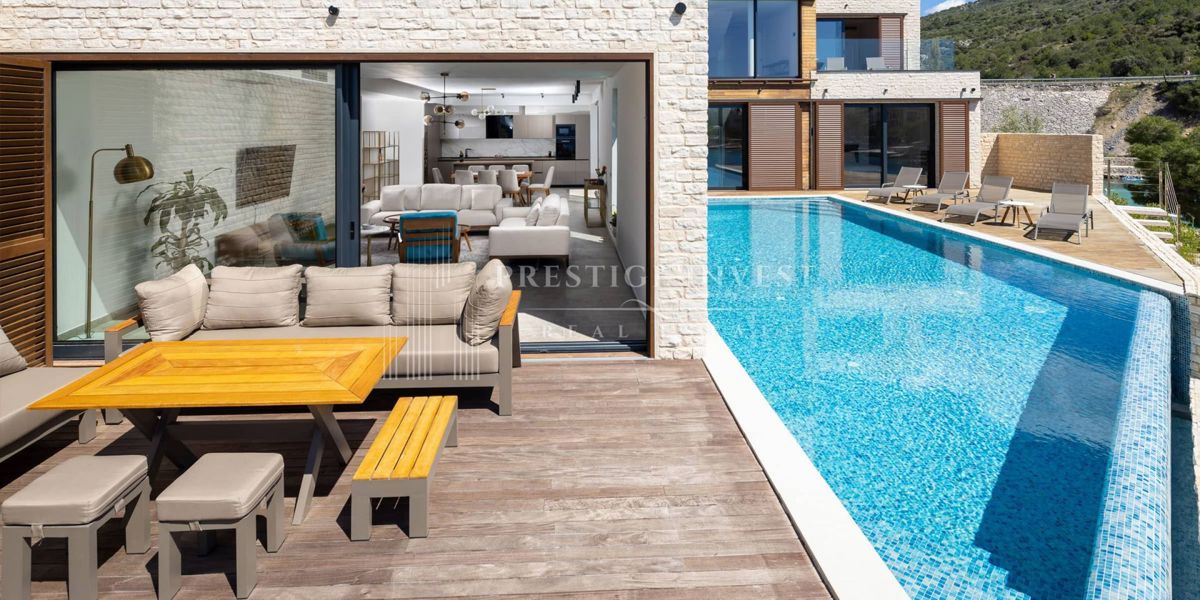 Haus Zu verkaufen - ŠIBENSKO-KNINSKA PRIMOŠTEN