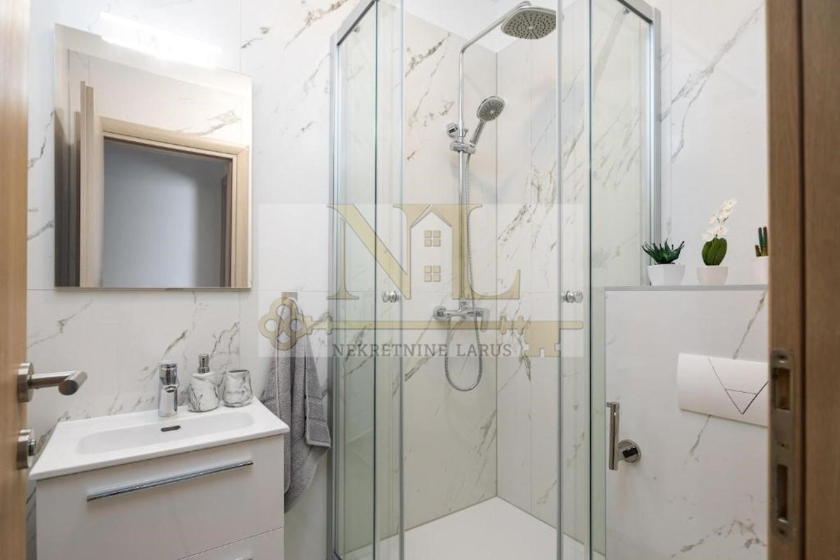 Appartement À vendre - SPLITSKO-DALMATINSKA ČIOVO