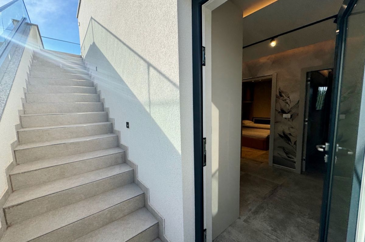 Apartment Zu verkaufen - PRIMORSKO-GORANSKA KRK