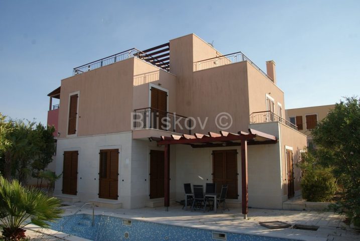 Casa In vendita - Splitsko-dalmatinska Supetar - foto 2/27