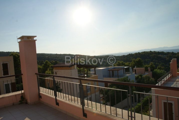 Casa In vendita - Splitsko-dalmatinska Supetar - foto 5/27