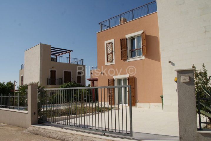 Casa In vendita - Splitsko-dalmatinska Supetar - foto 3/25