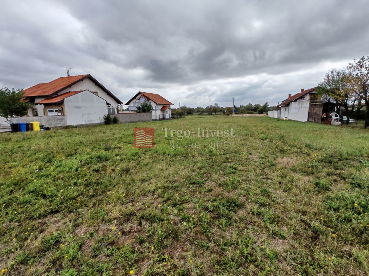 Grundstück Zu verkaufen - BRODSKO-POSAVSKA SLAVONSKI BROD