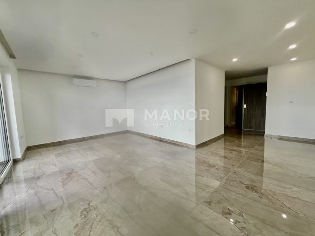 Appartamento in vendita 62 m² – Crikvenica