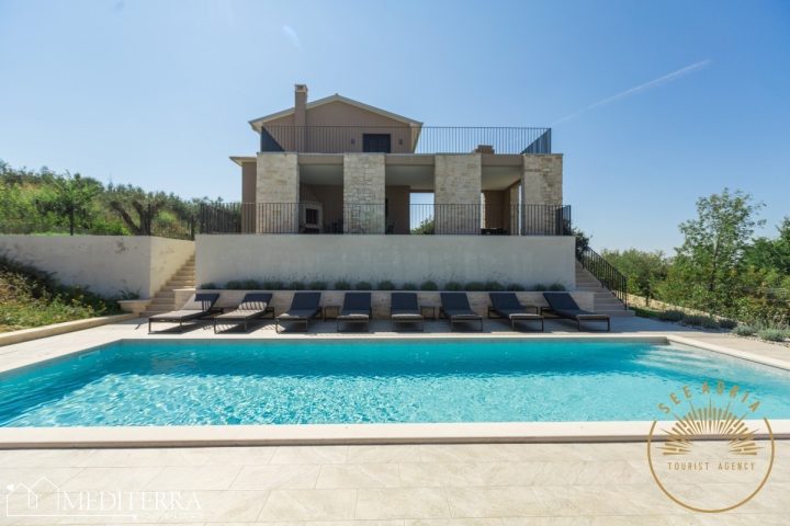 Casa in vendita – Baredine