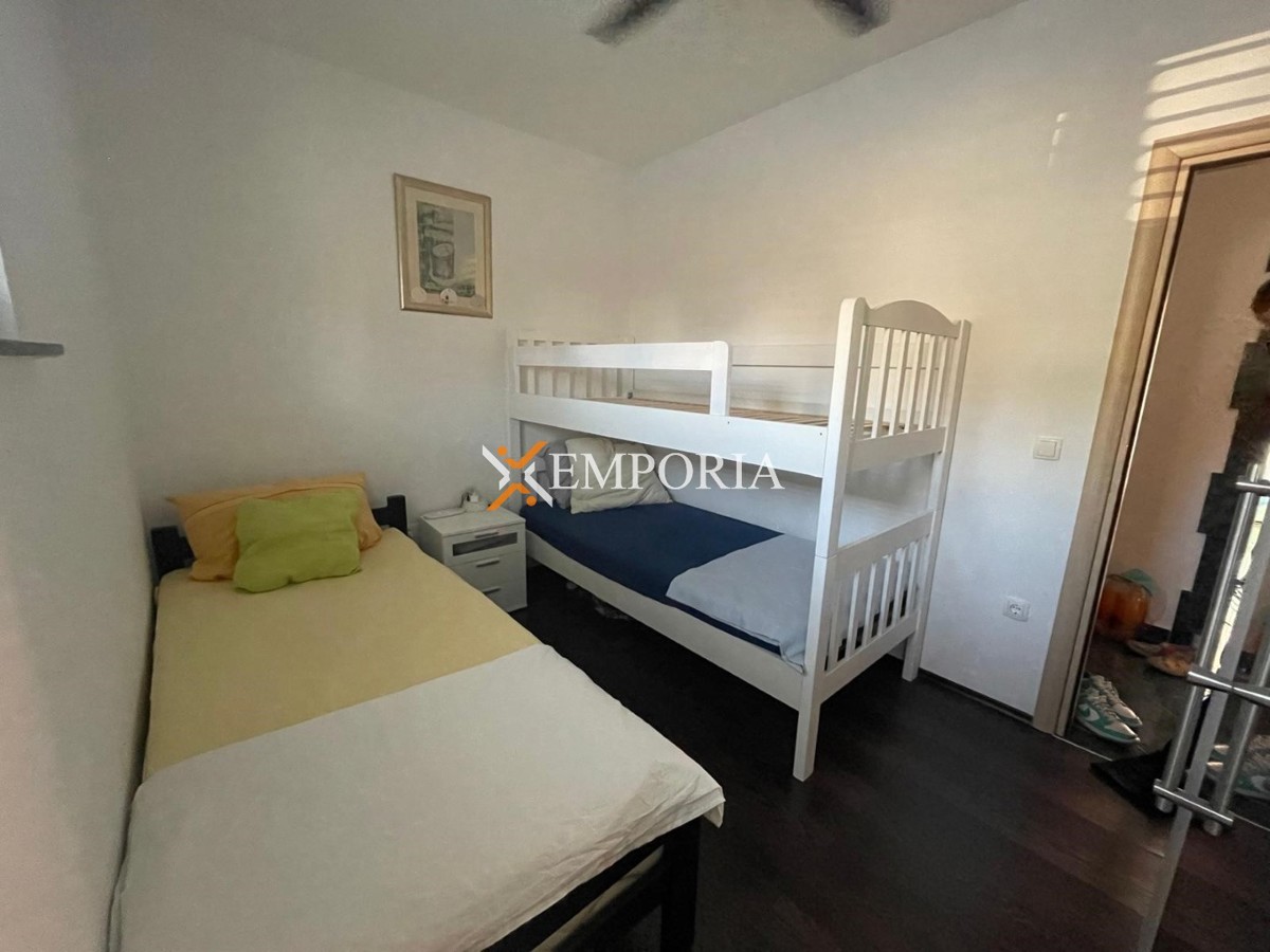 Flat For sale - ZADARSKA RAŽANAC