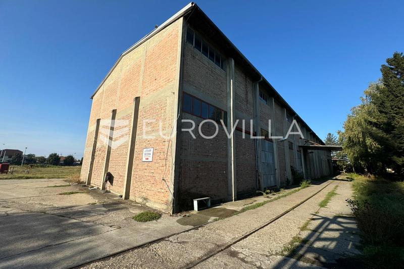 Business premises For rent - OSJEČKO-BARANJSKA OSIJEK