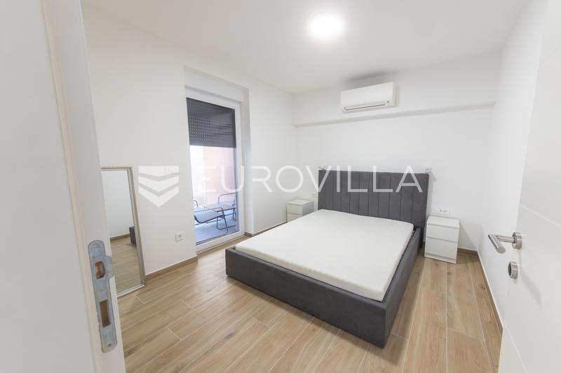 Flat For rent - OSJEČKO-BARANJSKA OSIJEK