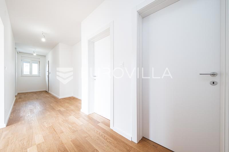 Apartma Na predaj - ZAGREBAČKA SVETA NEDELJA