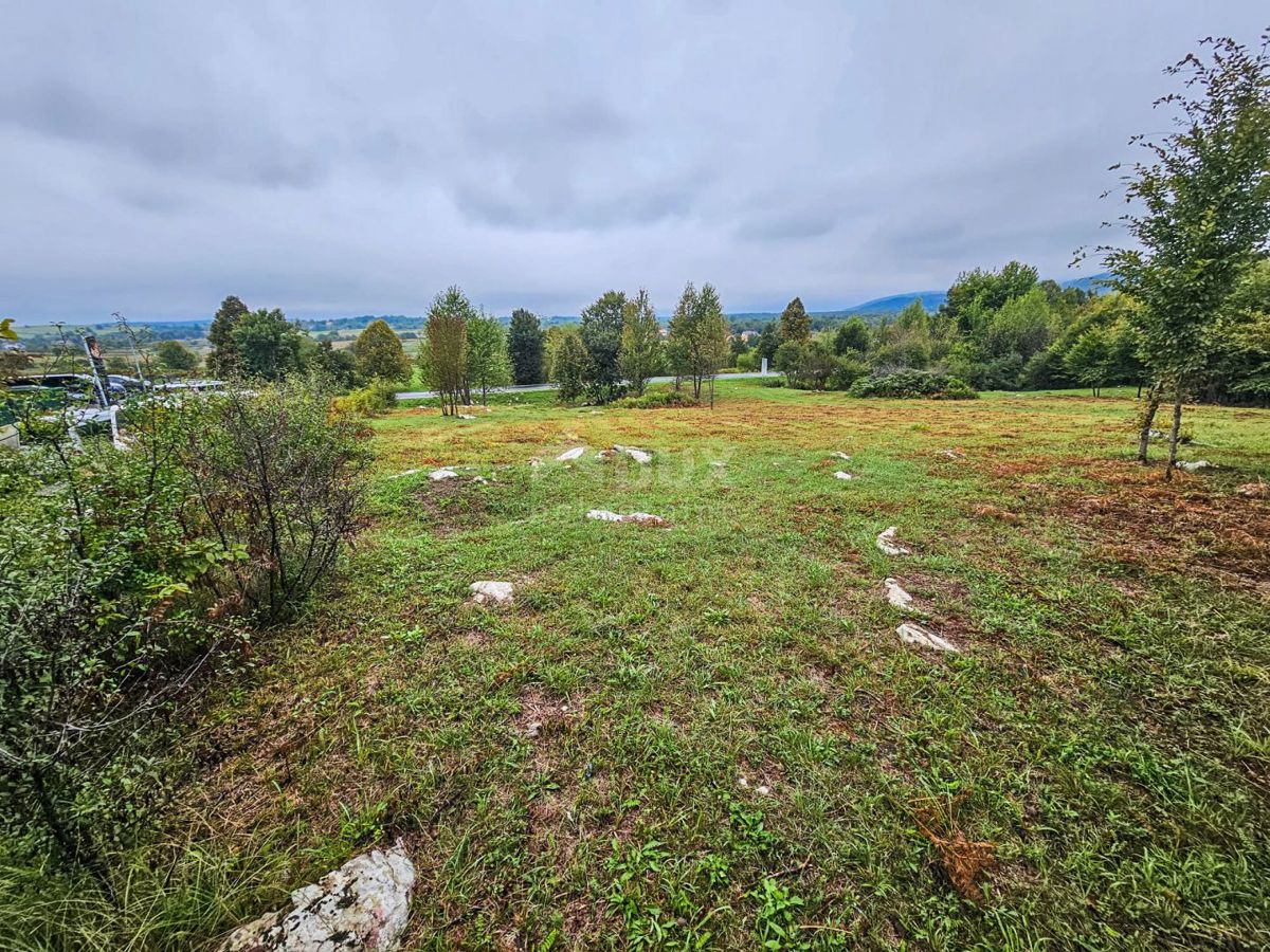 Terreno In vendita DREŽNIK GRAD