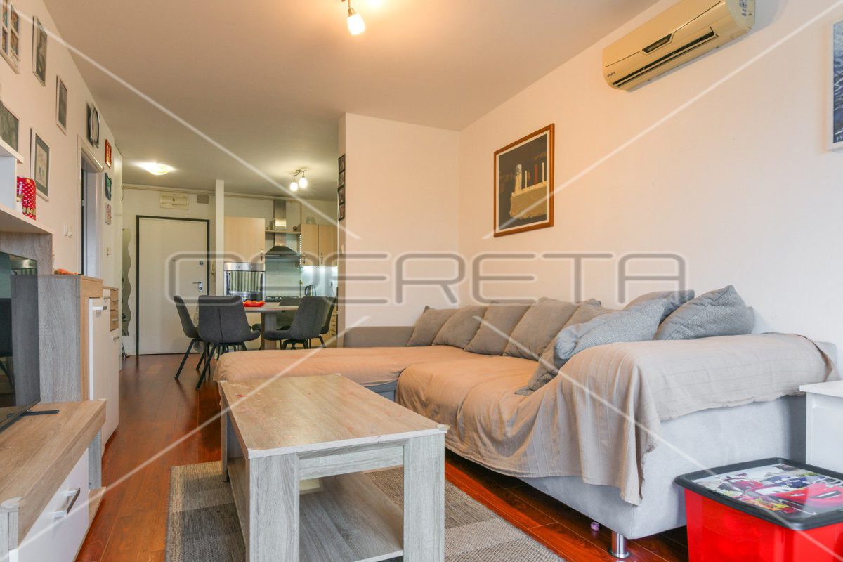 Flat For sale - ZAGREBAČKA VELIKA GORICA