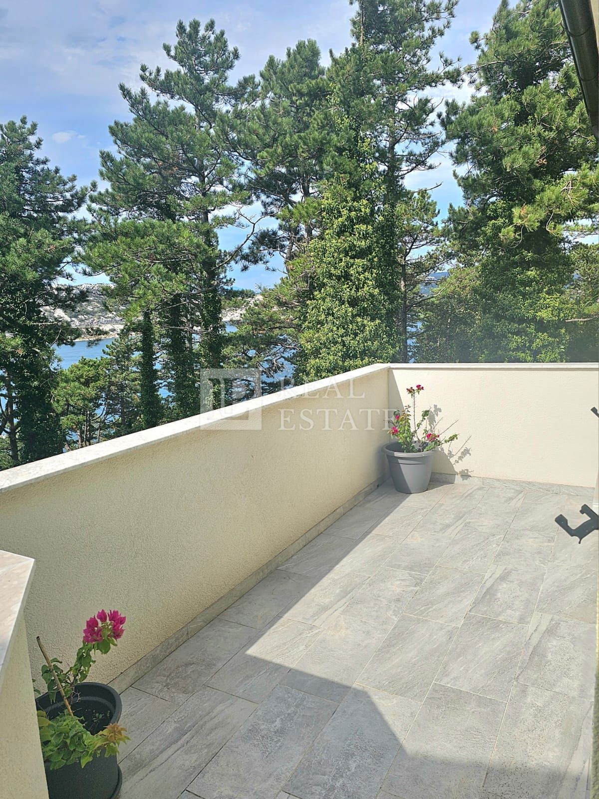 Flat For sale - PRIMORSKO-GORANSKA KRALJEVICA