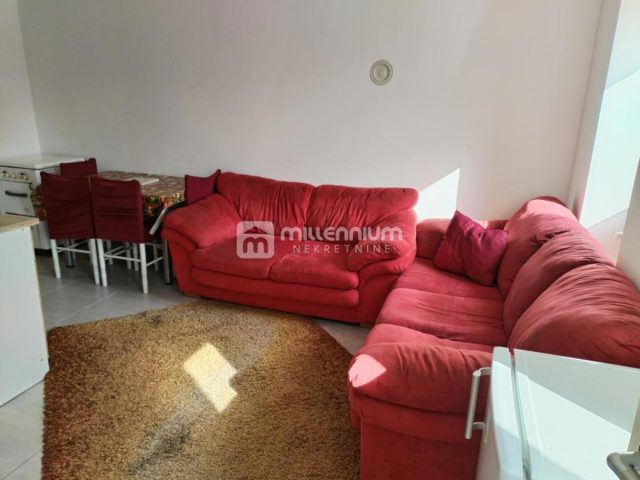 Komerční k pronájmu 40 m² – Viškovo