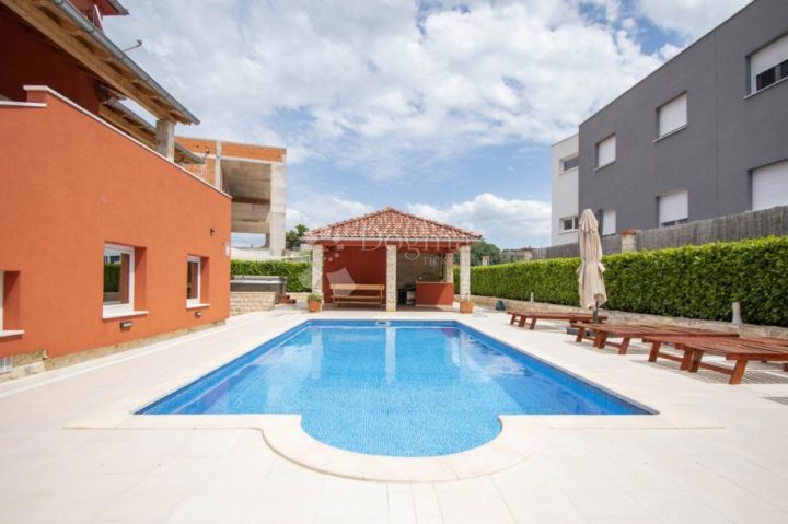 House For sale - šibensko-kninska šibenik - foto 2/42