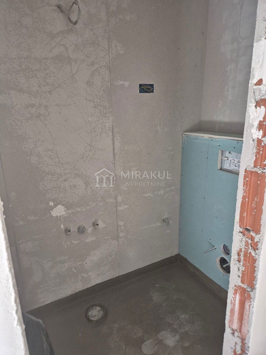 Apartma Naprodaj - ŠIBENSKO-KNINSKA Vodice