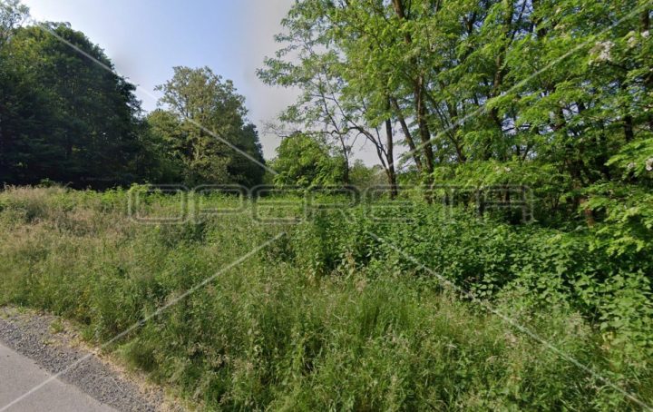 Pozemek na prodej 2877 m² – Komin
