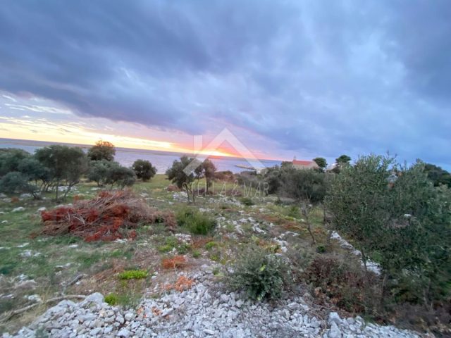 Land for sale 526 m² – Premuda