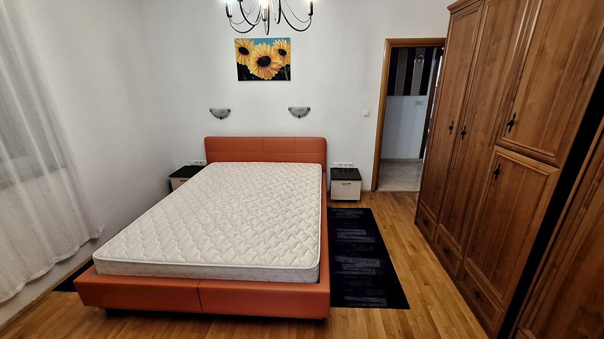 Apartma Naprodaj - ŠIBENSKO-KNINSKA Šibenik