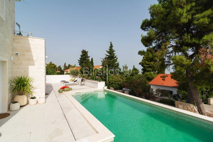 Casa In vendita - Splitsko-dalmatinska Supetar - foto 2/33