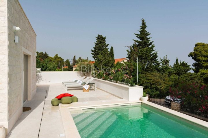 Casa In vendita - Splitsko-dalmatinska Supetar - foto 4/33