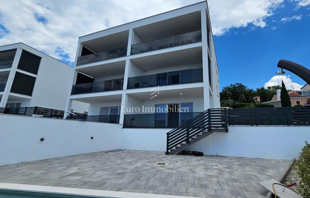 Apartma Na predaj - PRIMORSKO-GORANSKA CRIKVENICA