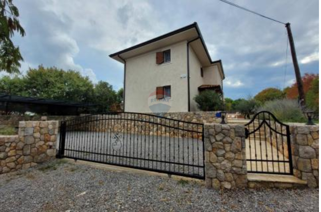 Hiša Na predaj - PRIMORSKO-GORANSKA KRK
